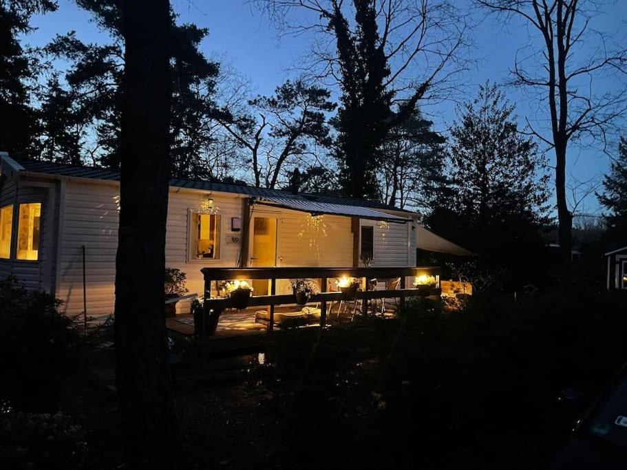 Knus Chalet Midden In De Bossen Nunspeet Exteriér fotografie